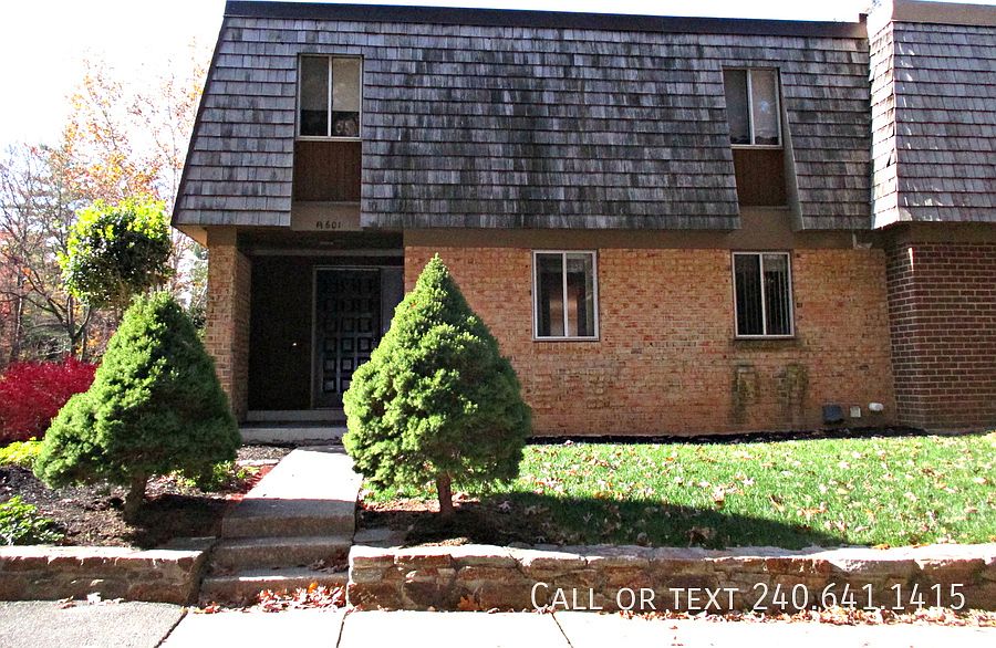 1st image of 19601 Sparr Spring Rd