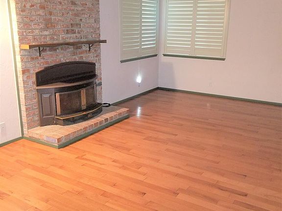 4th image of 2750 Zeller Avenue