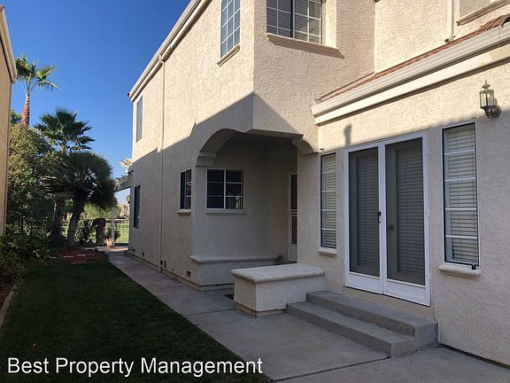 5th image of 1826 Cherry Hills Dr