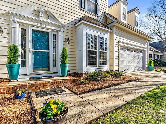 3rd image of 13521 Toka Ct