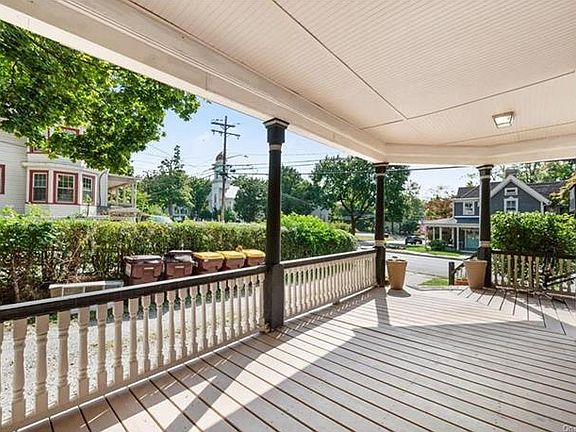 4th image of 52 West St #1