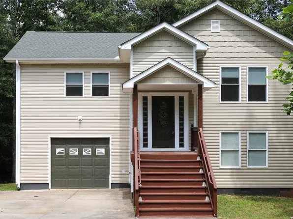 100 Canoe Ct, Westminster, SC 29693