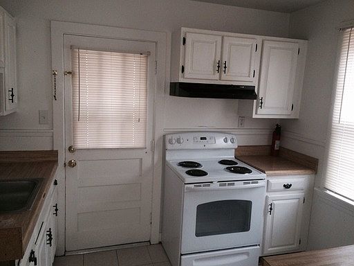 3rd image of 22 S Holly Ave