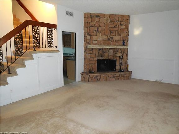 3rd image of 34 Sunset Ln