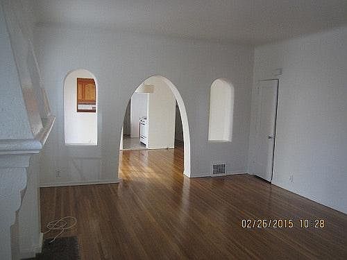 4th image of 428 N Ogden Dr APT 1