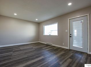 3311 S 32nd Ave, Omaha, NE 68105