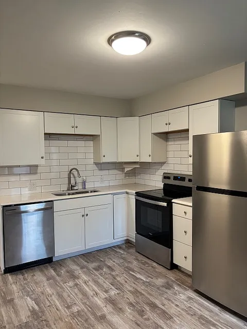 2 bed, 780 sqft, $950 — Photo 1