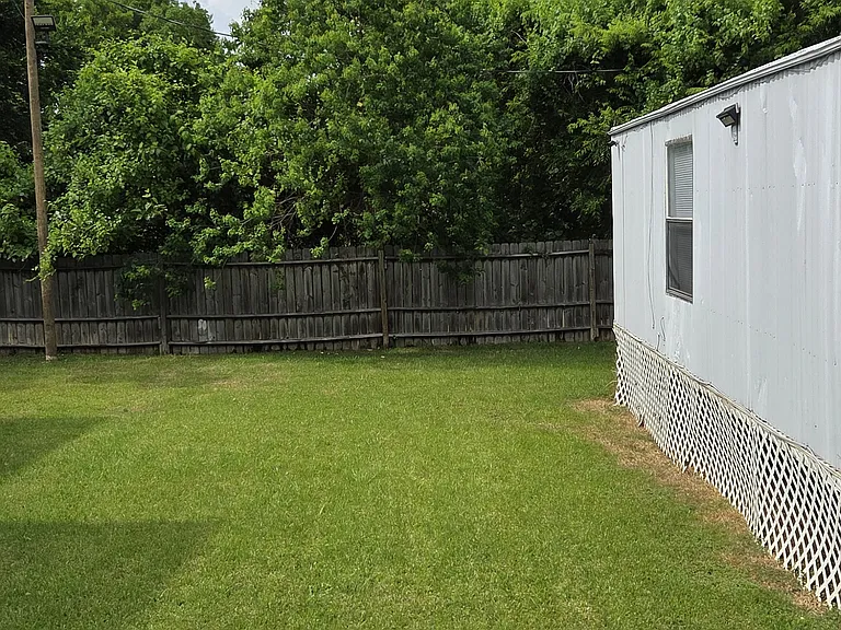 243 E Saint Charles Dr #2 — Photo 4