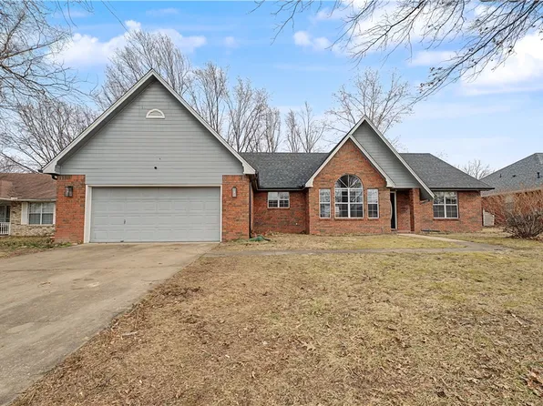 1103 N Flamingo Rd, Rogers, AR 72756