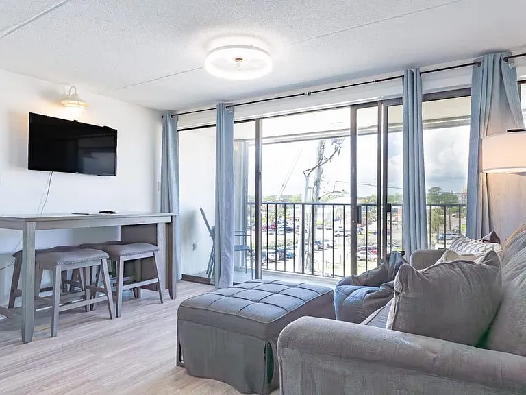 222 Carolina Beach Ave N #213 — Photo 9