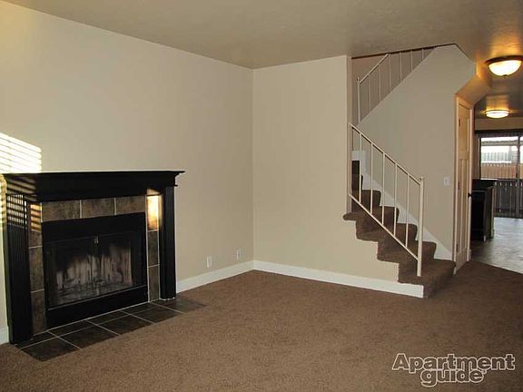 2nd image of 1215 E Vine Gate Dr