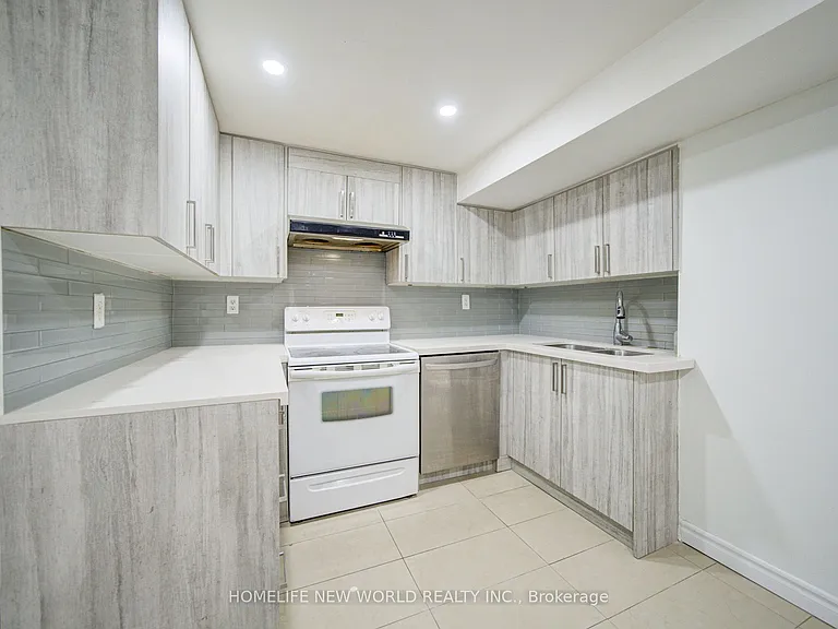 133 Stather Cres #BASEMENT — Photo 10