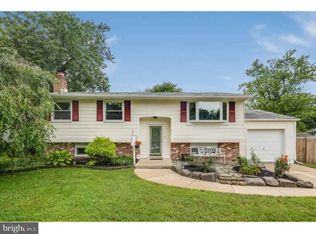 4 Bruce Dr, Clementon, NJ 08021