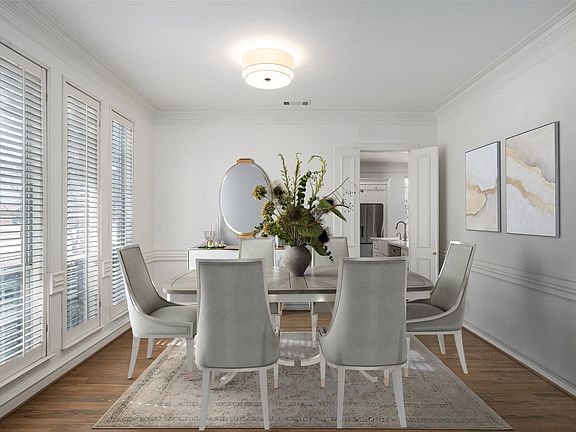 3rd image of 5709 Ridgehaven Dr