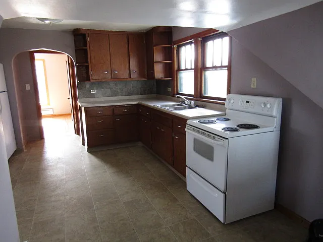 2 bed, 900 sqft, $950 — Photo 4