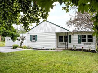 364 Union Rd, West Seneca, NY 14224