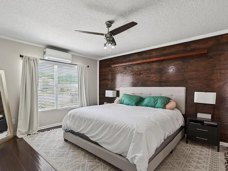 7163 Bedfordshire Ln — Photo 32