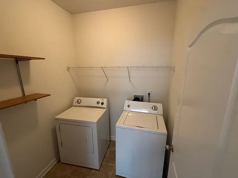 6902 Grand Hickory Dr — Photo 11