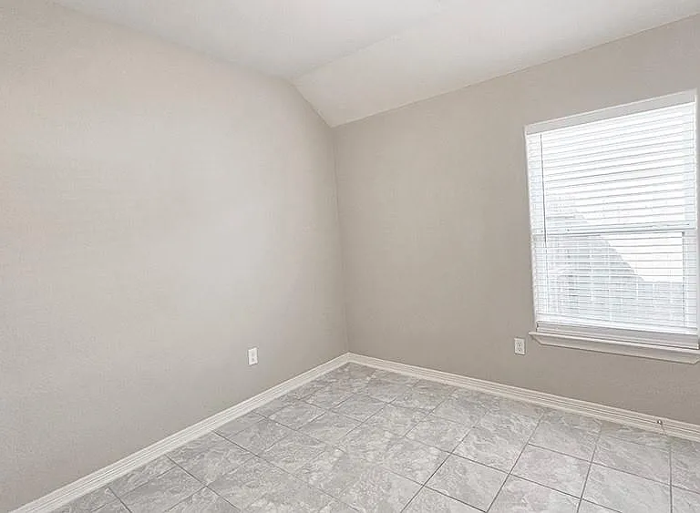 8031 Canyon St — Photo 10