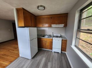 1218 Stanley St APT 101, New Britain, CT 06051