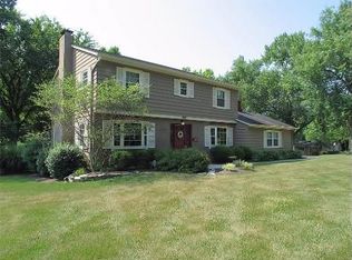 805 Indian Hill Rd, Terrace Park, OH 45174