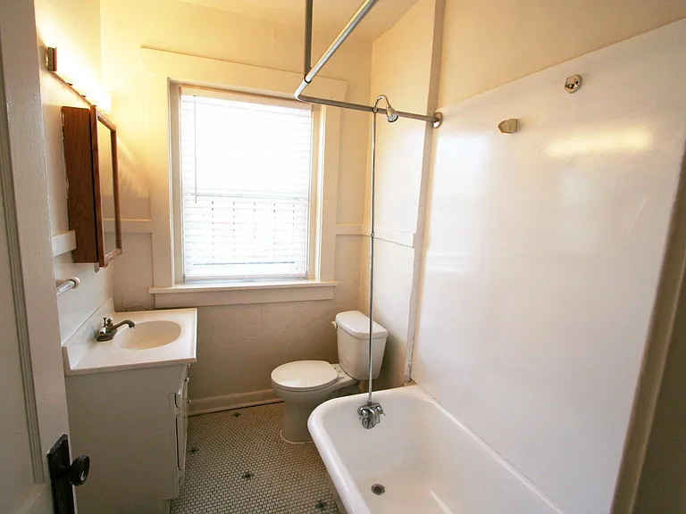 1165 N Clarkson St #20 — Photo 8