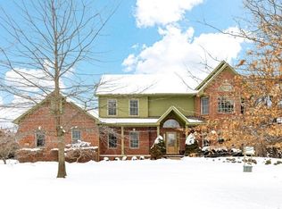 8251 Glen Haven Dr, Howell, MI 48843