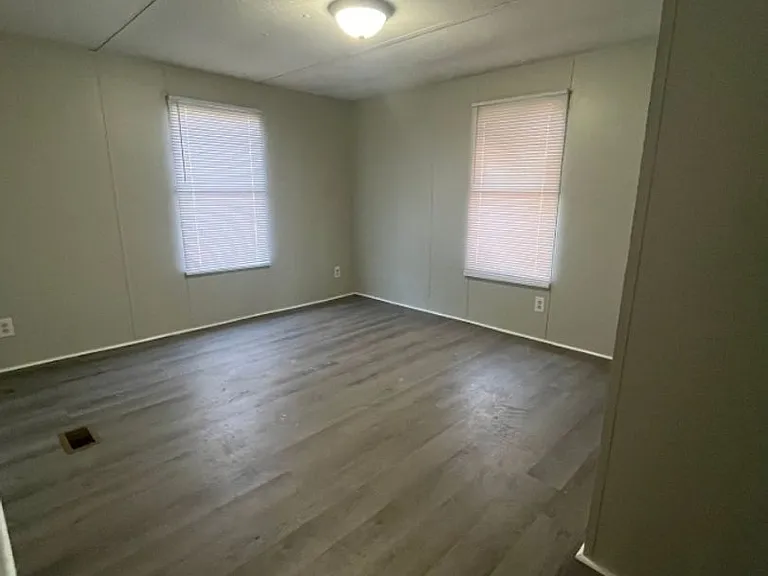 311 Harrison Farm Rd — Photo 4