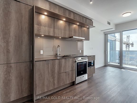 5th image of 448 Burnhamthorpe Rd W #3401