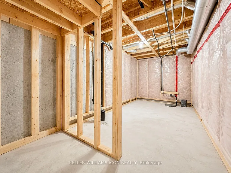 170 Laramie Cres — Photo 28
