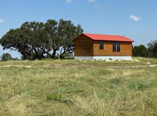 2 El Rincon Rd, Mountain Home, TX 78058