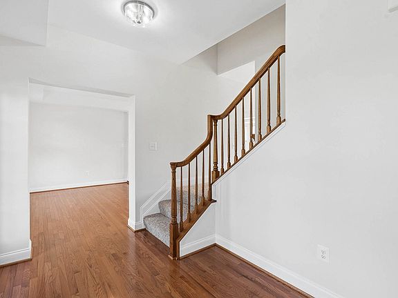 3rd image of 4521 Beckleysville Rd