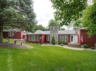7326 Dogwood Ln, Manlius, NY 13104