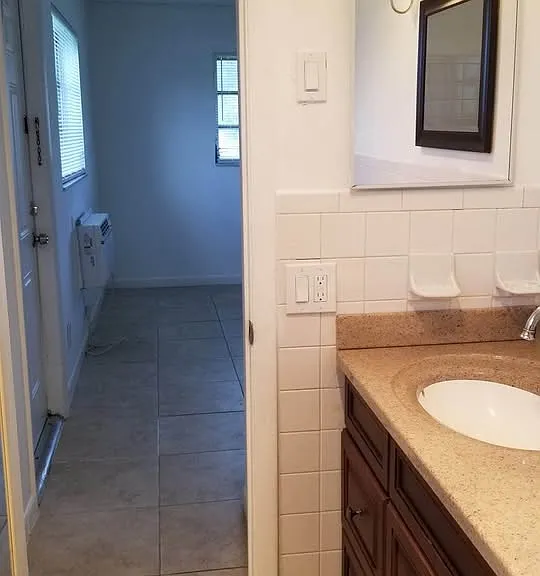 3010 SW 61st Ave #C — Photo 7