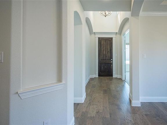 3rd image of 3505 Misty Meadow Ln