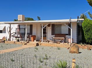 17302 E Trails End Rd, Mayer, AZ 86333