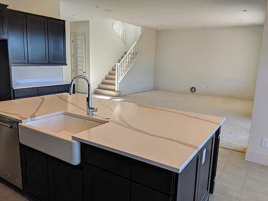 3rd image of 3032 E Los Gatos Dr