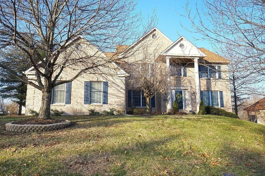 7886 Woodglen Dr photo 1