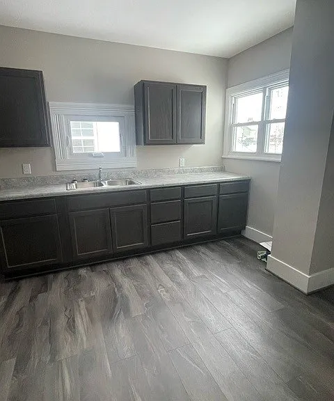 1006B Gaston Ave — Photo 5