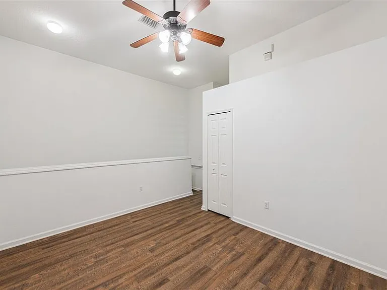 2561 Galliano Cir — Photo 26