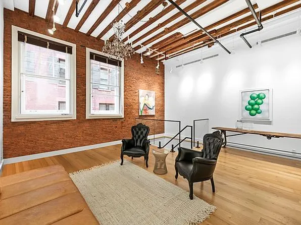 60 Collister St APT 1B, New York, NY 10013