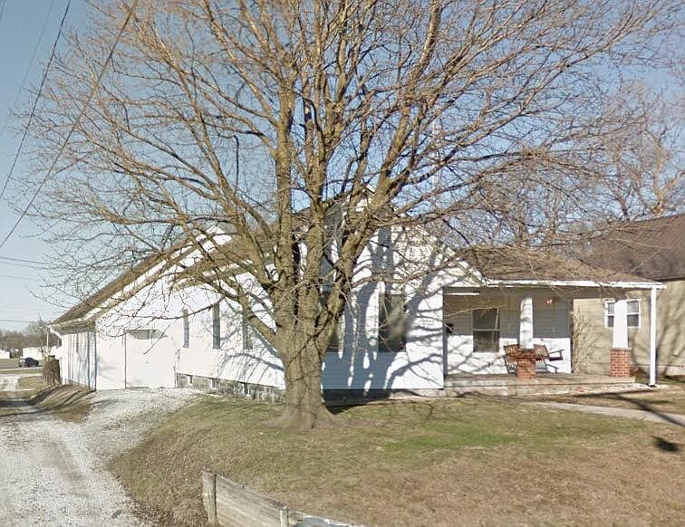 2nd image of 408 W 2nd St