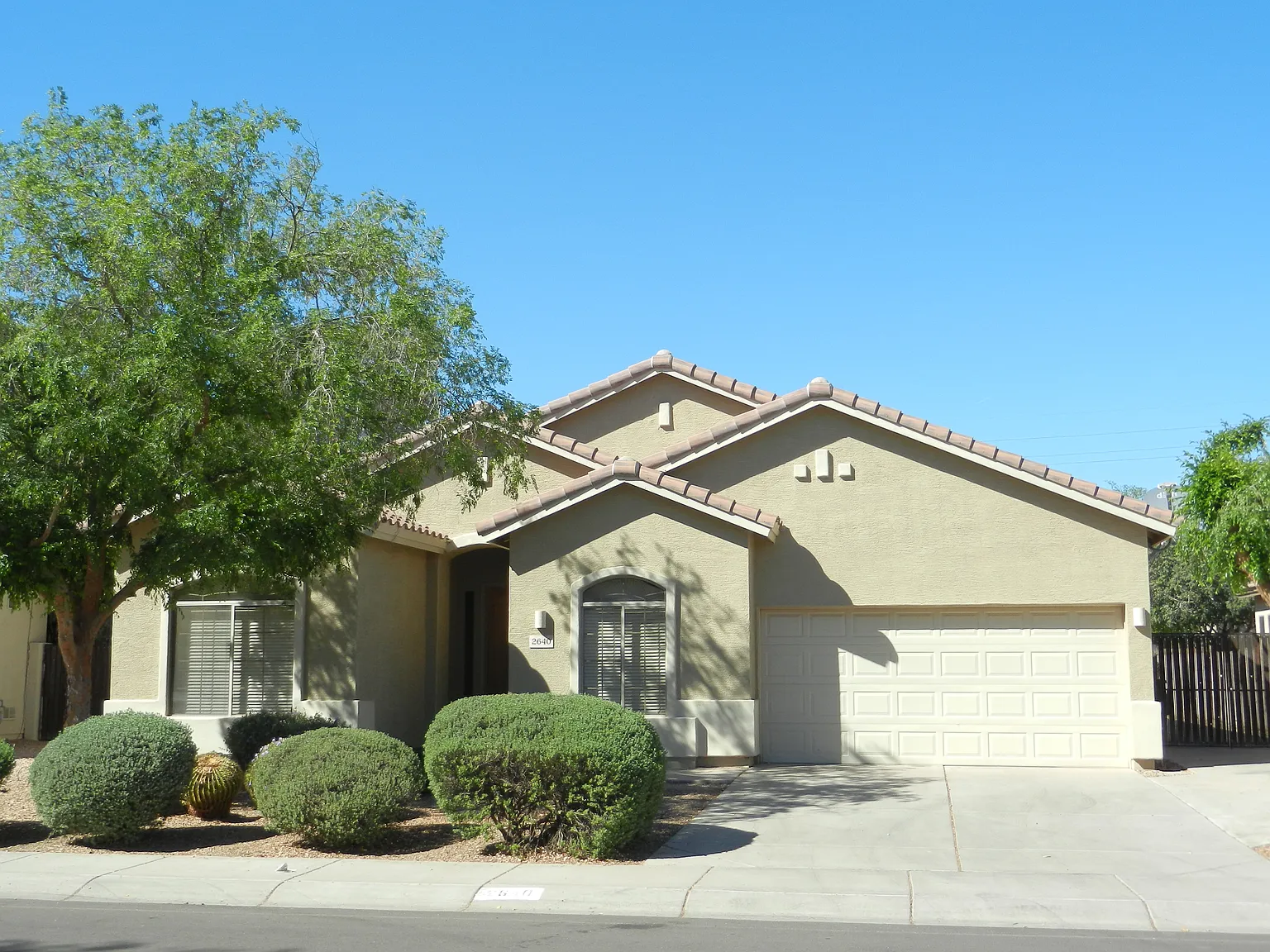 2640 E Augusta Ave — Photo 3