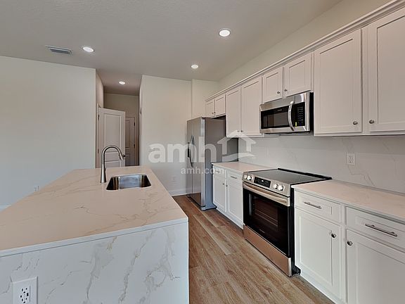 4th image of 2561 Feather Crest Dr