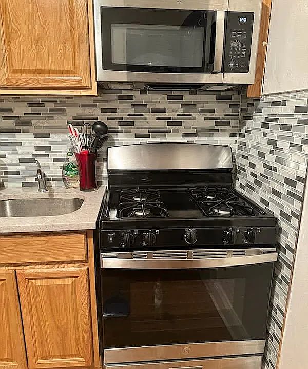 2nd image of 1801 Dorchester Rd APT 2P