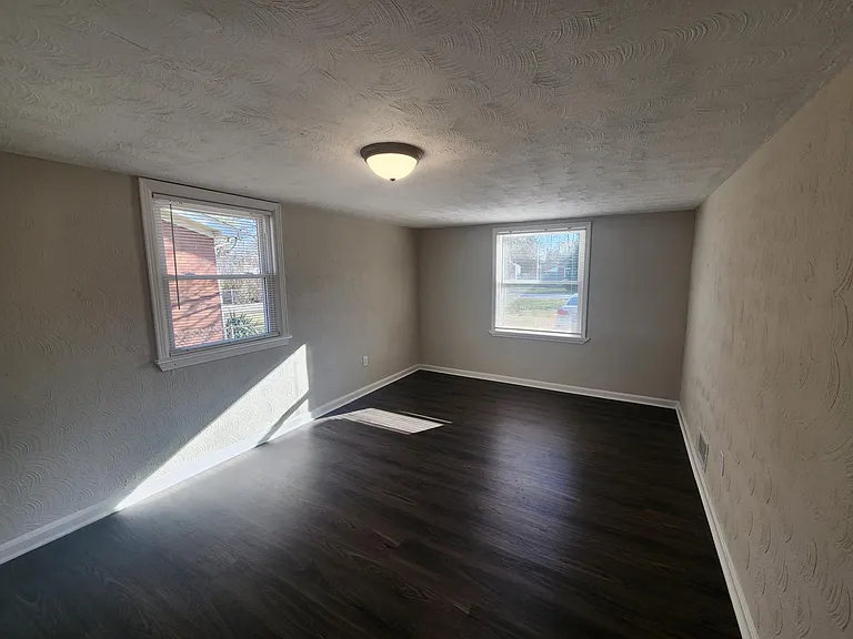 4507 Dover Rd — Photo 21
