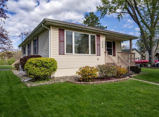 305 Arlington Avenue, Mauston, WI 53948