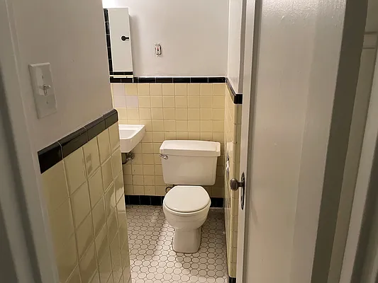 Rented by Carol T. Marino, LREB | media 22