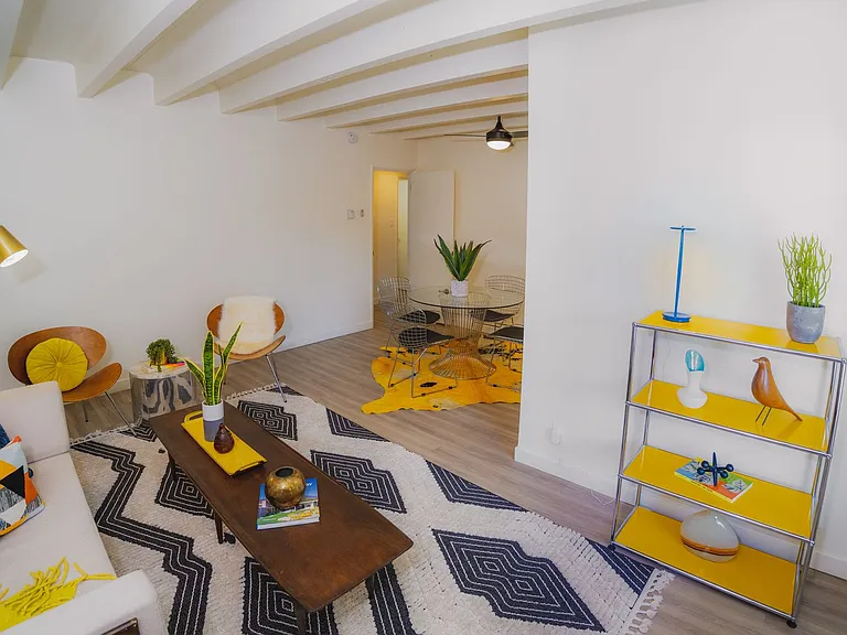 Valli Hi Apartments — Photo 57