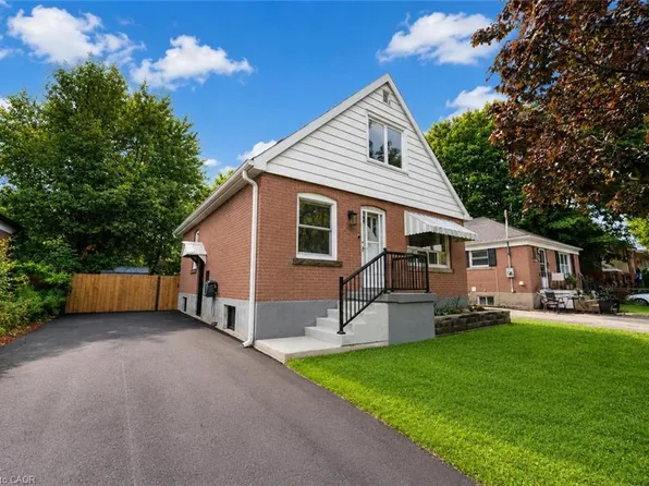 365 E 22nd St, Hamilton, ON L8V 2W3